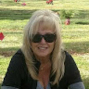 Meet your Posher, Evelyn